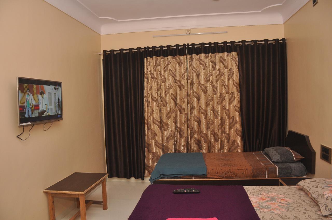 Hunjar House Hotel Panvel Zewnętrze zdjęcie