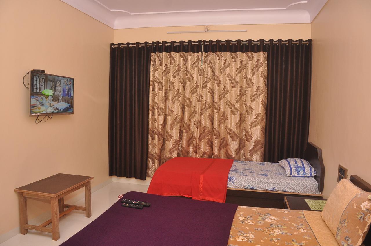 Hunjar House Hotel Panvel Zewnętrze zdjęcie