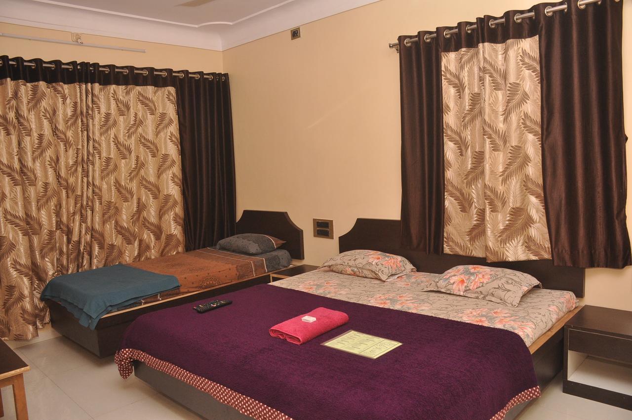 Hunjar House Hotel Panvel Zewnętrze zdjęcie